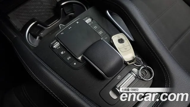 Mercedes-Benz GLE-Class — Фото автомобиля 30