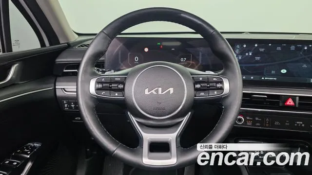 Kia K5 Generation 3 — Фото автомобиля 13