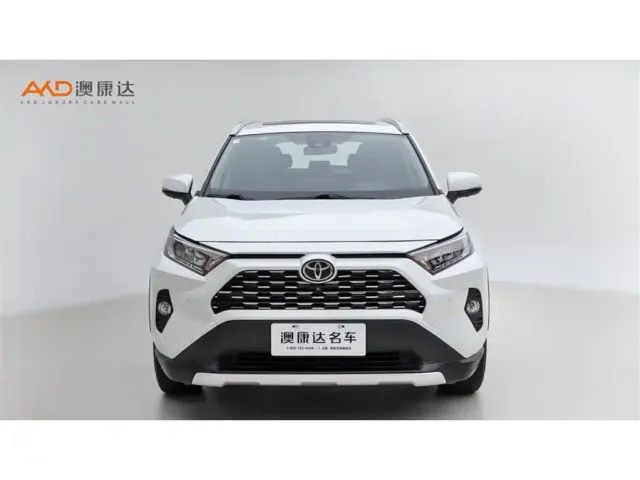 Toyota RAV4 — Фото автомобиля 2