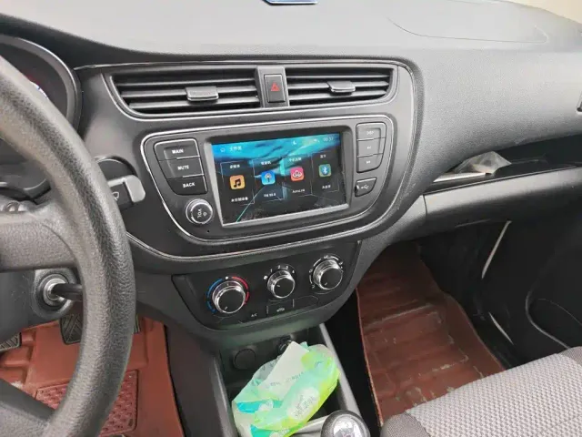 Changan Ono S — Фото автомобиля 14