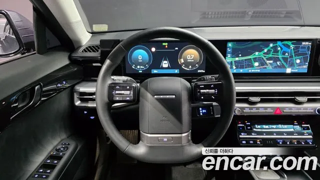 Hyundai Grandeur Grandeur (GN7) 2.5 Бензин 2WD — Фото автомобиля 13