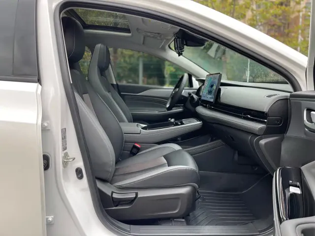GAC Aion S Plus — Фото автомобиля 10