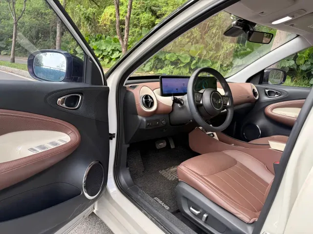 Wuling Bingo — Фото автомобиля 17