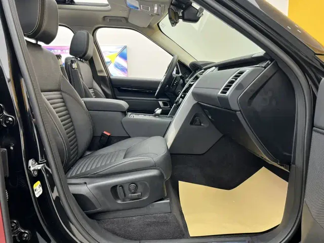 Land Rover Discovery — Фото автомобиля 11