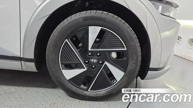 Hyundai Ioniq 5 — Фото автомобиля 6