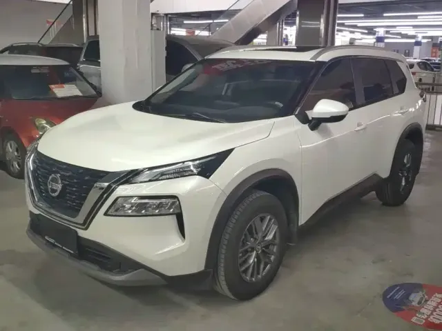 Фотография автомобиля — Nissan X-Trail