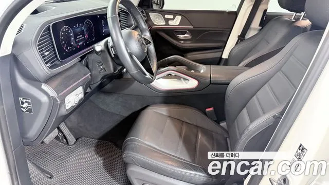 Mercedes-Benz GLE-Class — Фото автомобиля 14