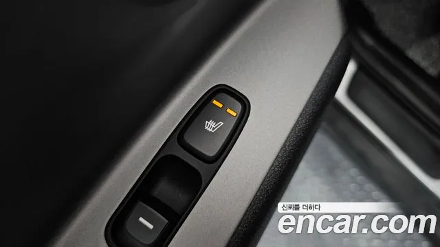 Kia Niro — Фото автомобиля 27