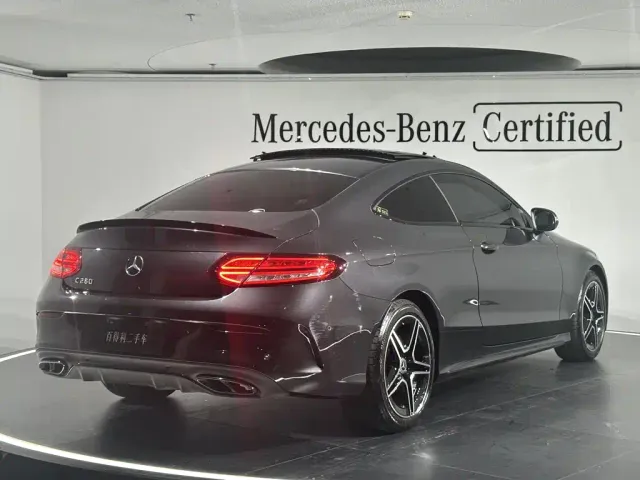 Mercedes-Benz C-Class — Фото автомобиля 3