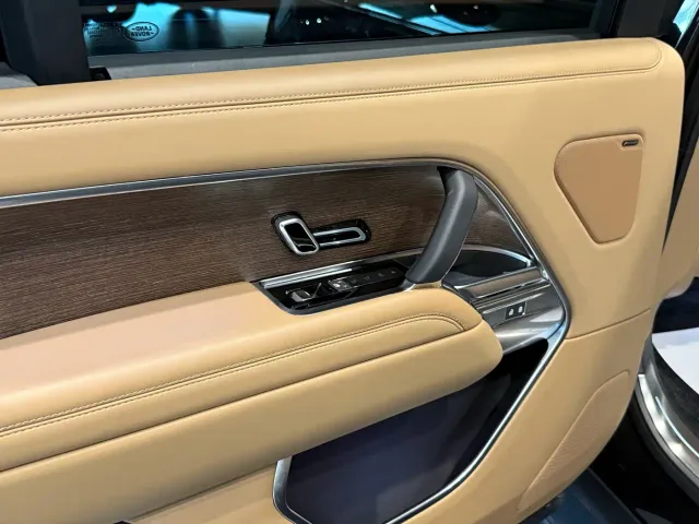 Land Rover Range Rover — Фото автомобиля 13