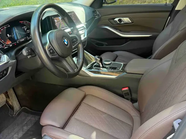BMW 3 Series — Фото автомобиля 3