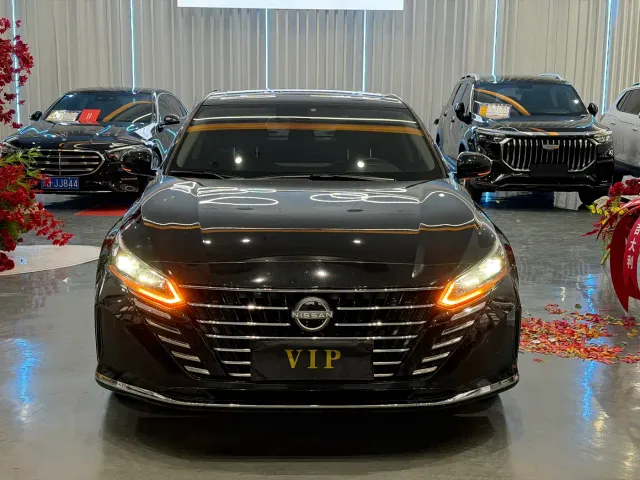Nissan Teana — Фото автомобиля 2