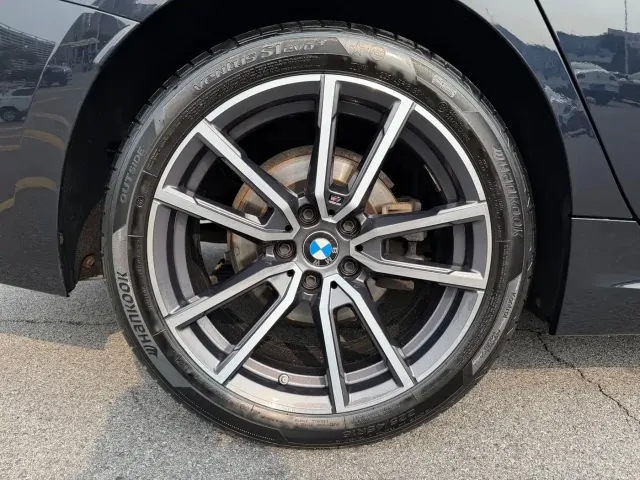 BMW 3 Series — Фото автомобиля 23