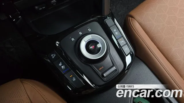 Kia Seltos New — Фото автомобиля 9