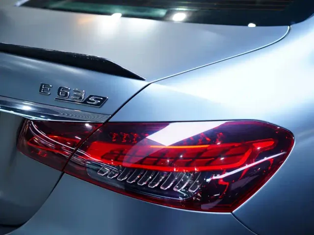 Mercedes-Benz E-Class AMG — Фото автомобиля 9