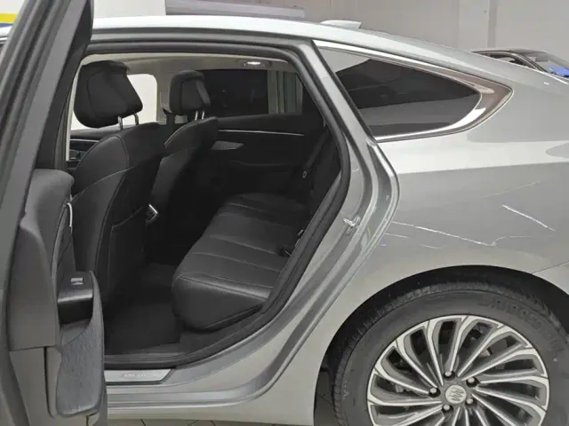 Buick LaCrosse — Фото автомобиля 11