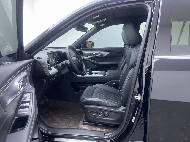 GAC Trumpchi GS8 — Фото автомобиля 15