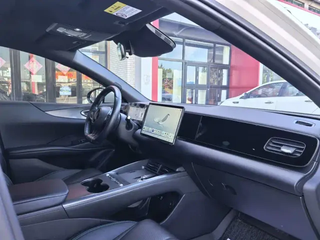 BYD Seal 06 — Фото автомобиля 8