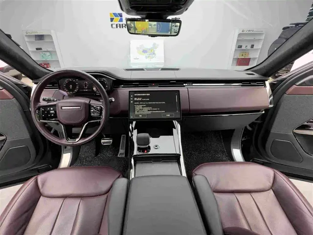 Land Rover Range Rover Sport — Фото автомобиля 11