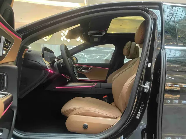 Mercedes-Benz E-Class — Фото автомобиля 10