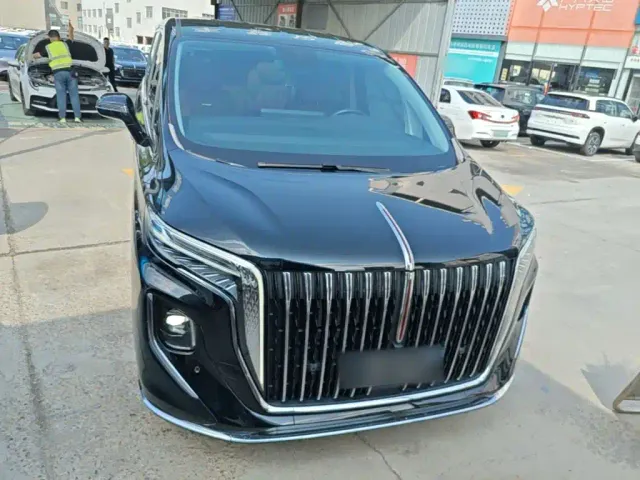 Hongqi HQ9 PHEV — Фото автомобиля 2