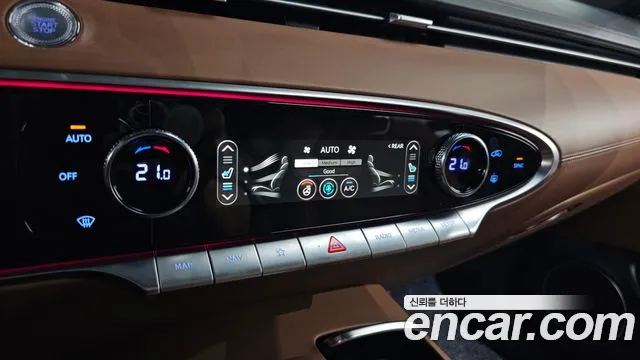 Genesis GV70 — Фото автомобиля 16