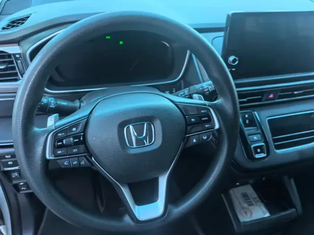 Honda Odyssey — Фото автомобиля 5