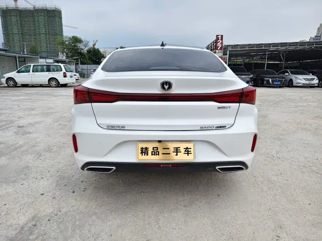 Changan Eado — Фото автомобиля 14