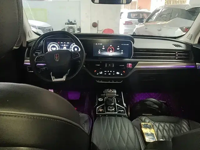 Hongqi Hongqi HS5 2022 Facelift 2.0T Smart Flag Enjoyment AWD Edition — Фото автомобиля 9