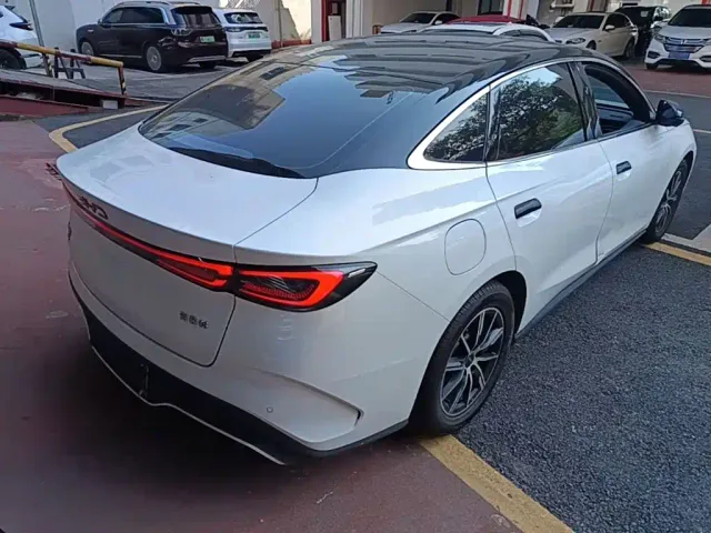BYD Seal 06 — Фото автомобиля 6