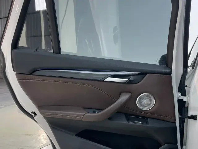 BMW X1 — Фото автомобиля 19