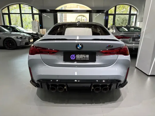 BMW M4 — Фото автомобиля 5