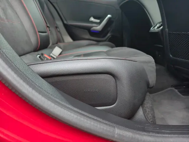 Mercedes-Benz A-Class — Фото автомобиля 15