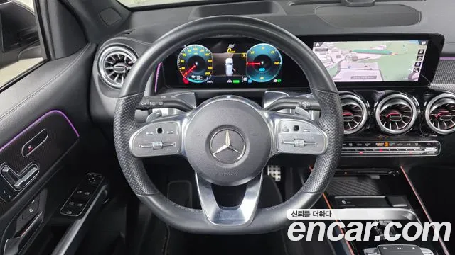 Mercedes-Benz EQB — Фото автомобиля 13