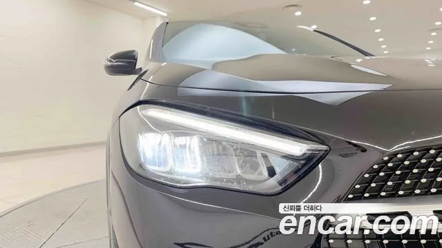 Mercedes-Benz GLA-Class H247 — Фото автомобиля 10
