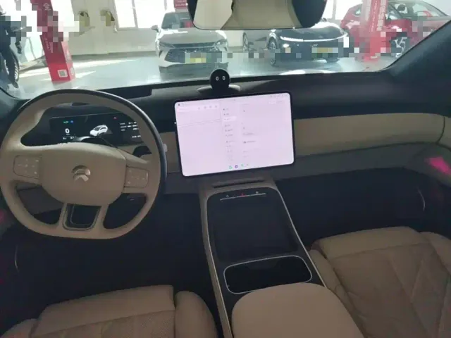 Nio ET5 Touring — Фото автомобиля 9