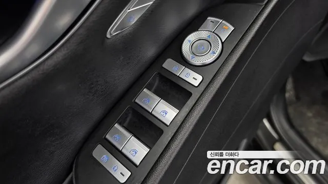 Genesis G80 RG3 — Фото автомобиля 30