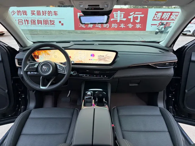 Buick Envision Plus — Фото автомобиля 8