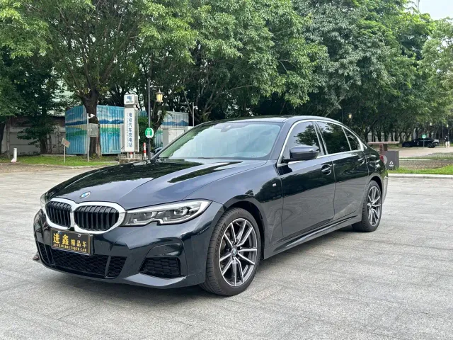 BMW 3 Series — Фото автомобиля 4