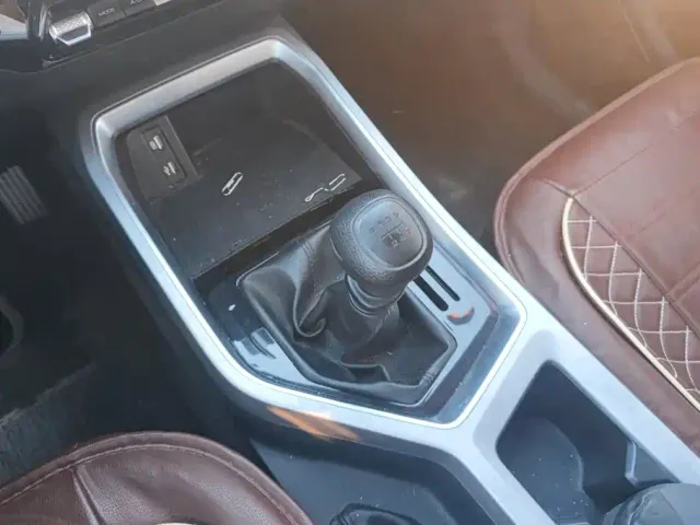 Wuling Jiachen — Фото автомобиля 16