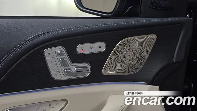 Mercedes-Benz GLE-Class — Фото автомобиля 28
