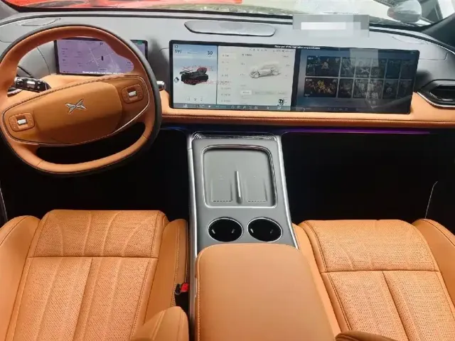 Xpeng G9 — Фото автомобиля 3