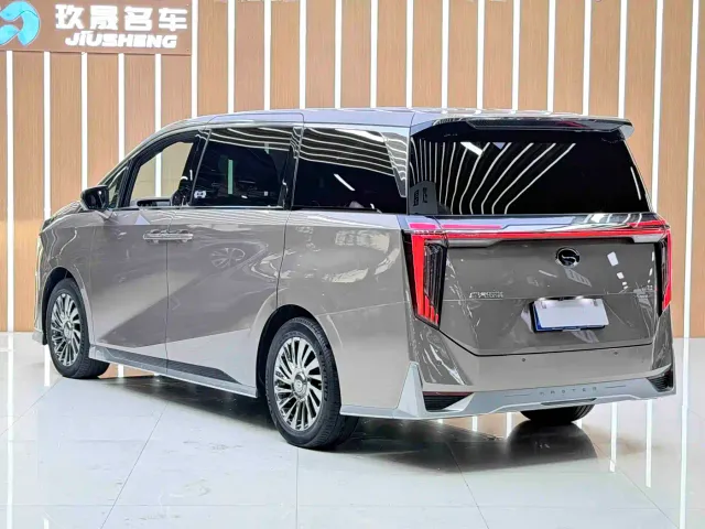 GAC Trumpchi M8 — Фото автомобиля 6