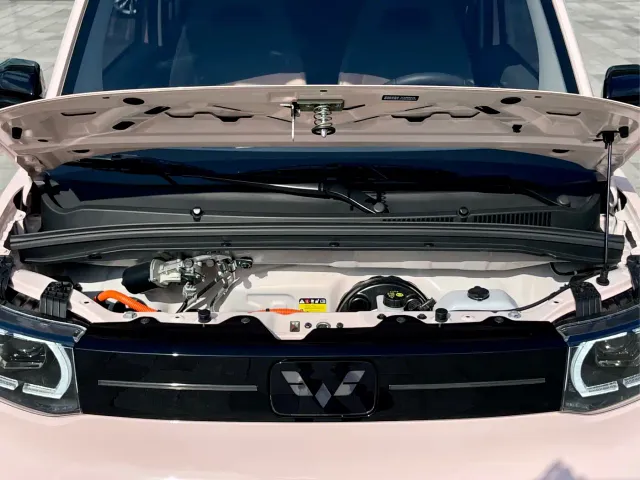 Wuling Hongguang Mini EV — Фото автомобиля 8