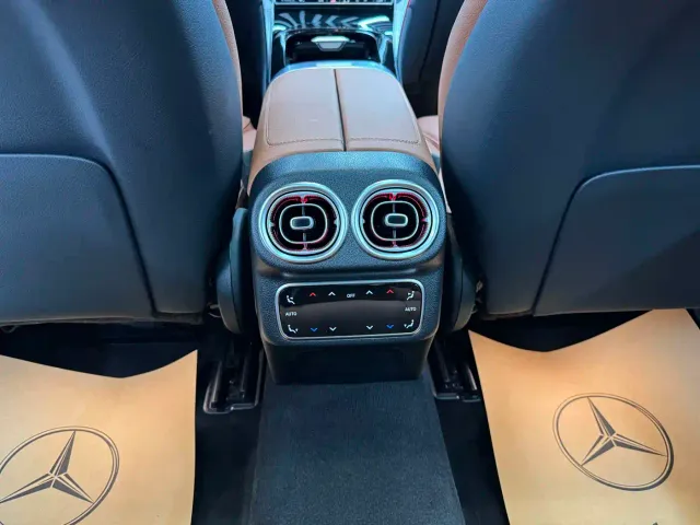 Mercedes-Benz GLC-Class — Фото автомобиля 11