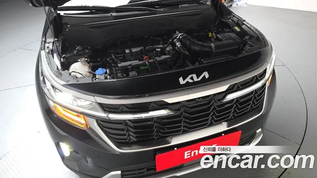 Kia Seltos — Фото автомобиля 6