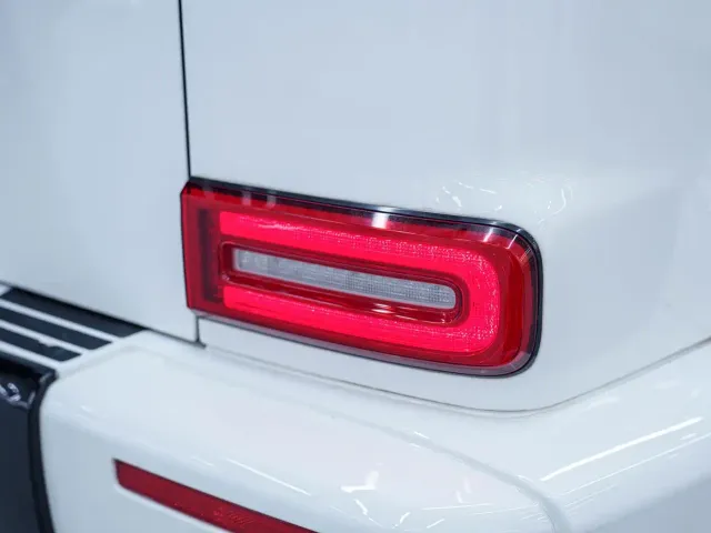 Mercedes-Benz G-Class — Фото автомобиля 10