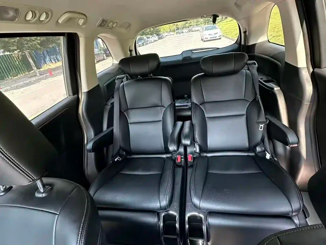 Honda Odyssey — Фото автомобиля 6