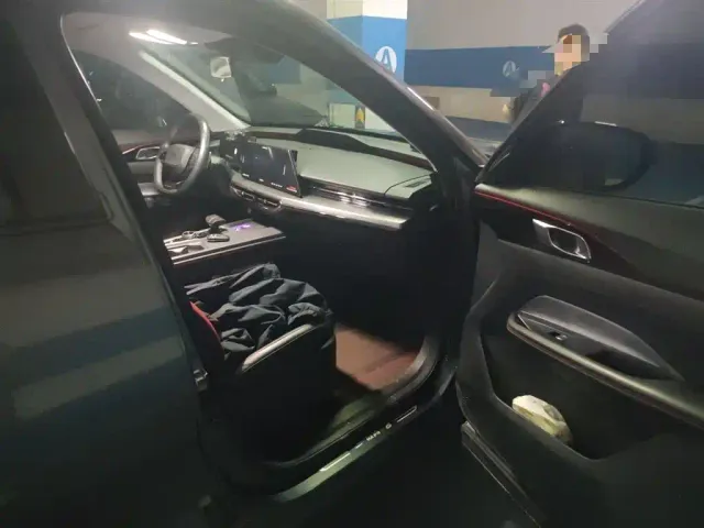 Changan Z6 — Фото автомобиля 19