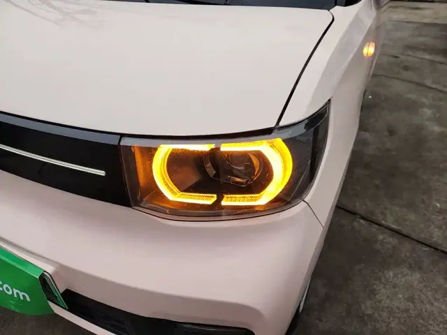 Wuling Hongguang Mini EV — Фото автомобиля 23